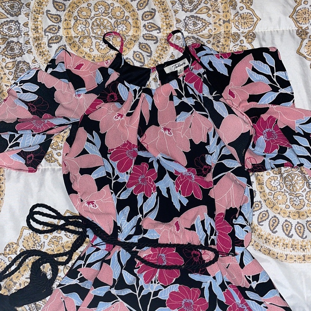 Takara flower dress, Size small